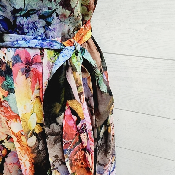 Betsey Johnson Gorgeous Dress - Picture 5 of 12